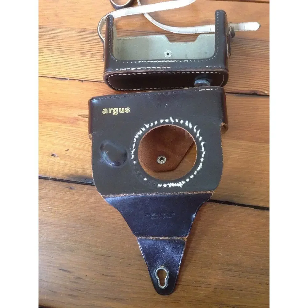 Vintage Mid Century Argus Brown Leather Cowhide Camera Case w/ Strap USA Made